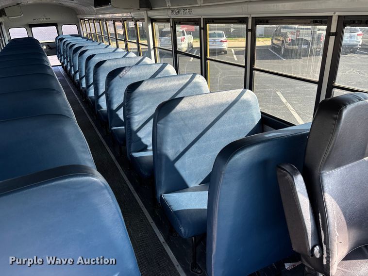 image for item EV3387 2009 Thomas Built Mvp-ef school bus