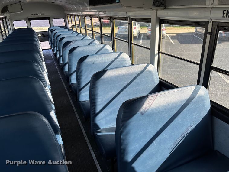 image for item EV3387 2009 Thomas Built Mvp-ef school bus