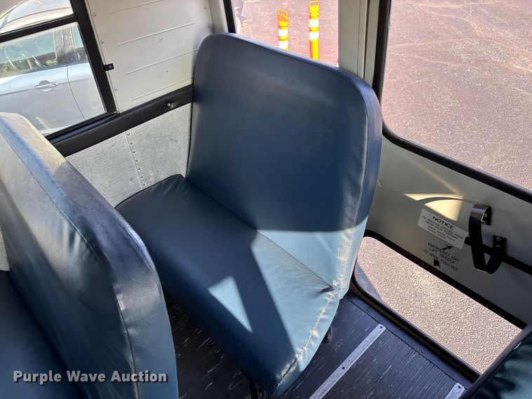 image for item EV3387 2009 Thomas Built Mvp-ef school bus