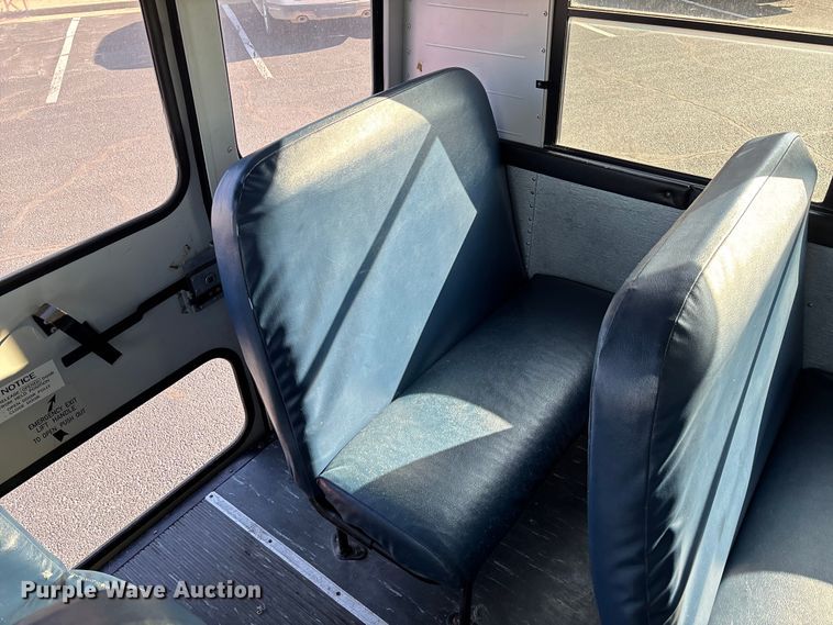 image for item EV3387 2009 Thomas Built Mvp-ef school bus