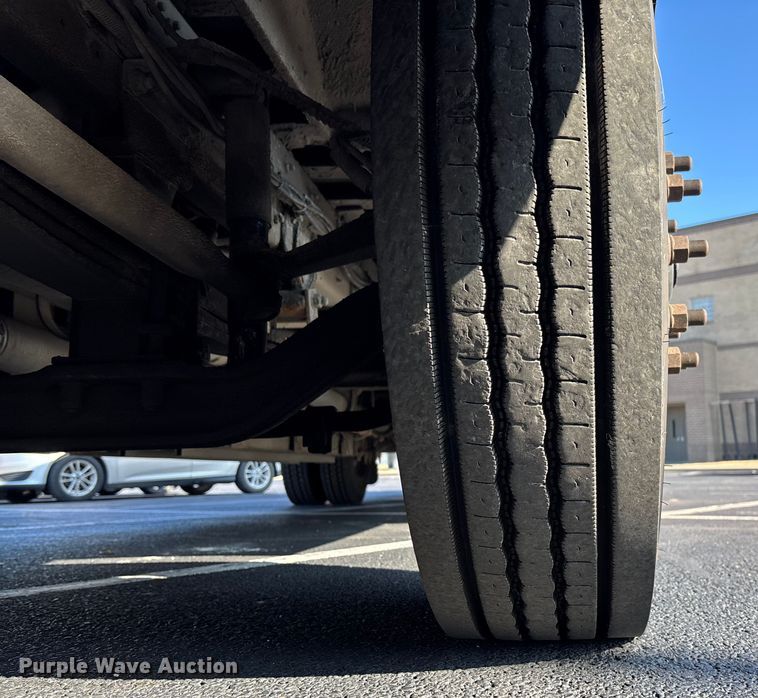 image for item EV3387 2009 Thomas Built Mvp-ef school bus