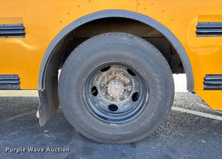 image for item EV3387 2009 Thomas Built Mvp-ef school bus