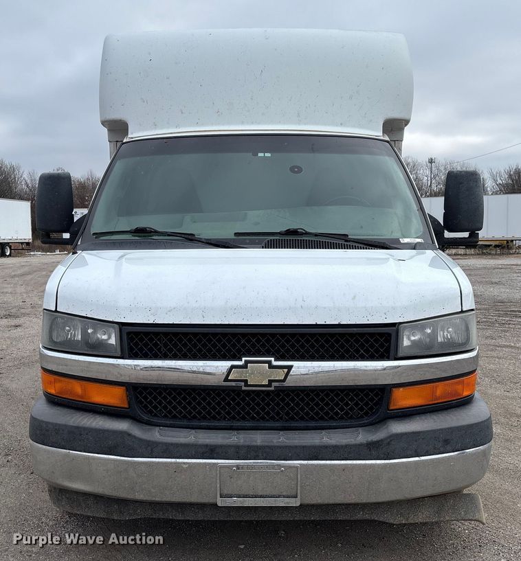 image for item EV3440 2017 Chevrolet Express 3500 utility van
