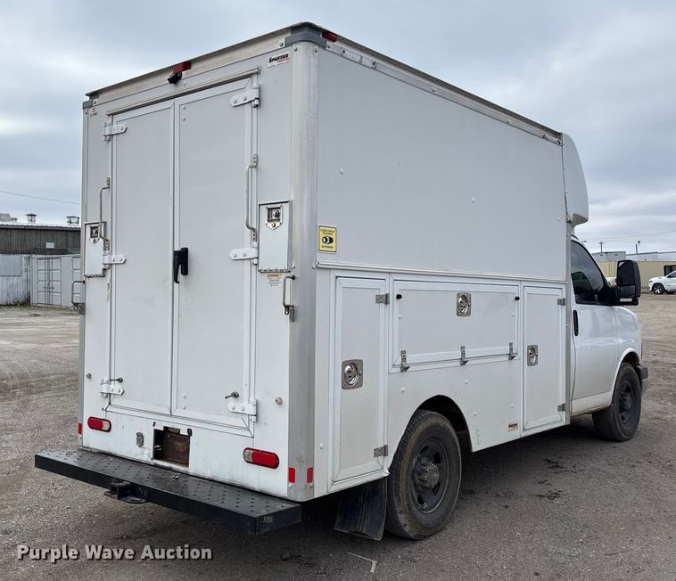 image for item EV3440 2017 Chevrolet Express 3500 utility van