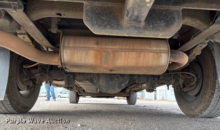 image for item EV3440 2017 Chevrolet Express 3500 utility van