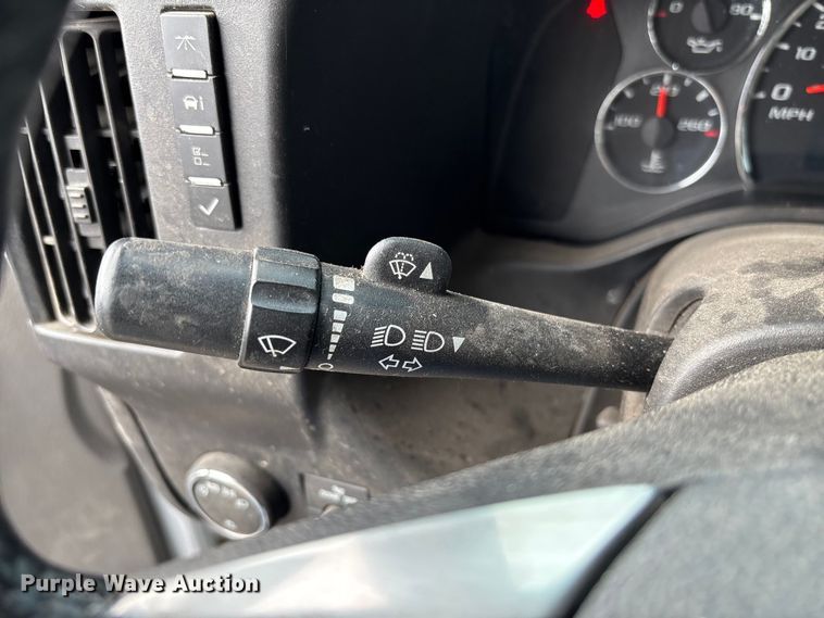 image for item EV3440 2017 Chevrolet Express 3500 utility van