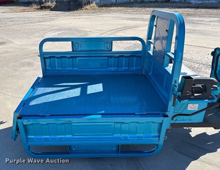 image for item EV3452 2025 IR IRET13 electric tricycle