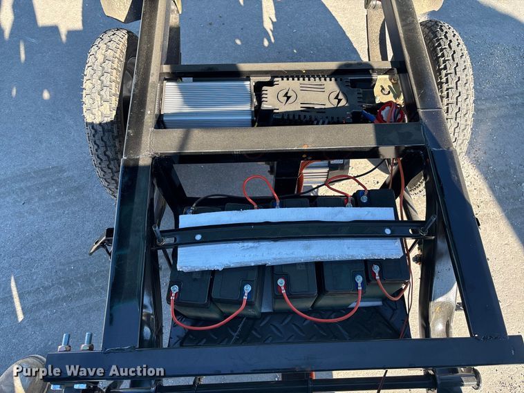 image for item EV3452 2025 IR IRET13 electric tricycle