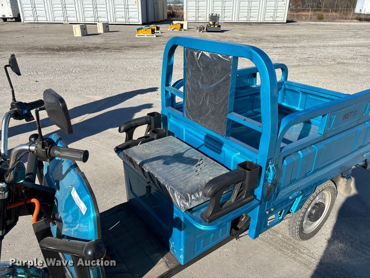 image for item EV3452 2025 IR IRET13 electric tricycle