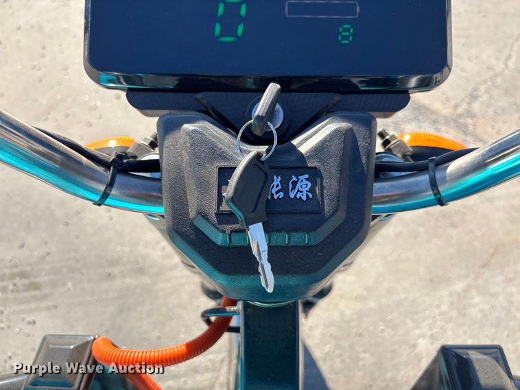 image for item EV3452 2025 IR IRET13 electric tricycle