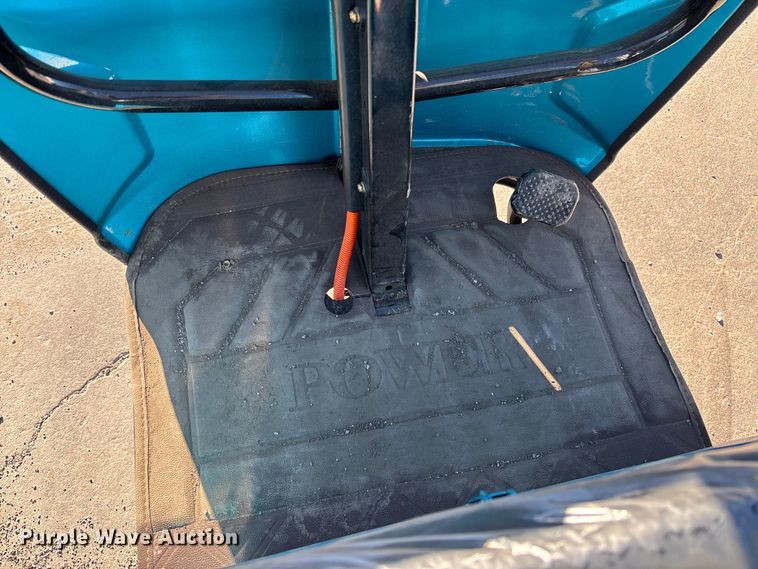 image for item EV3452 2025 IR IRET13 electric tricycle