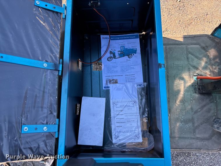 image for item EV3452 2025 IR IRET13 electric tricycle