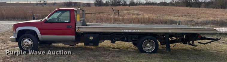 image for item FB0517 1994 Chevrolet C3500 rollback truck