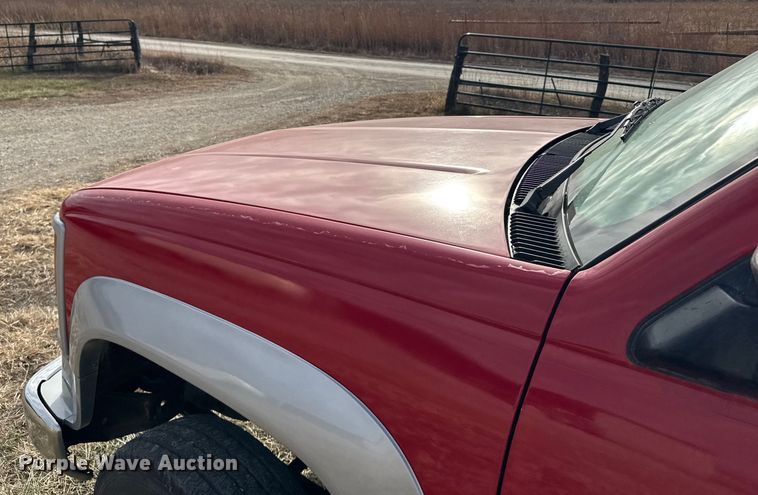 image for item FB0517 1994 Chevrolet C3500 rollback truck