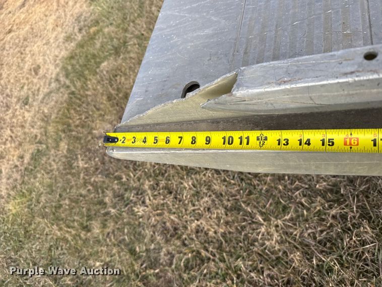 image for item FB0517 1994 Chevrolet C3500 rollback truck