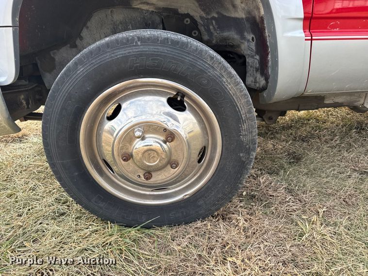 image for item FB0517 1994 Chevrolet C3500 rollback truck