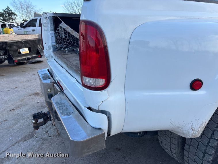 image for item FG1530 2007 International RX  Crew Cab truck