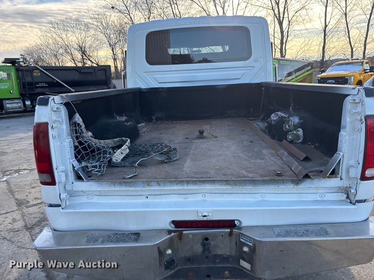 image for item FG1530 2007 International RX  Crew Cab truck