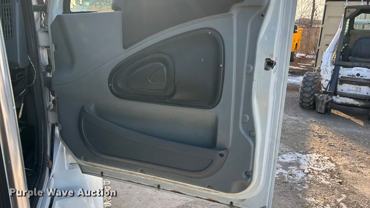 image for item FG1530 2007 International RX  Crew Cab truck