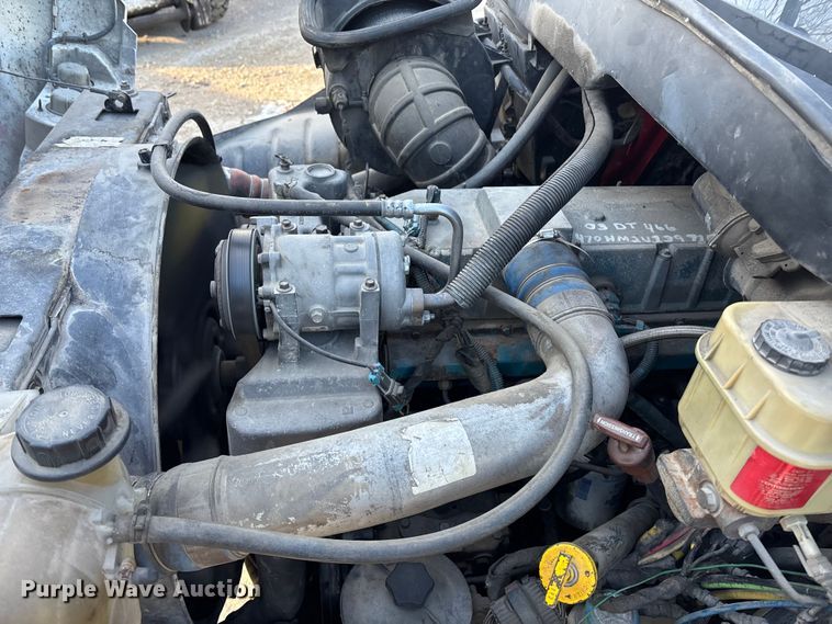 image for item FG1530 2007 International RX  Crew Cab truck