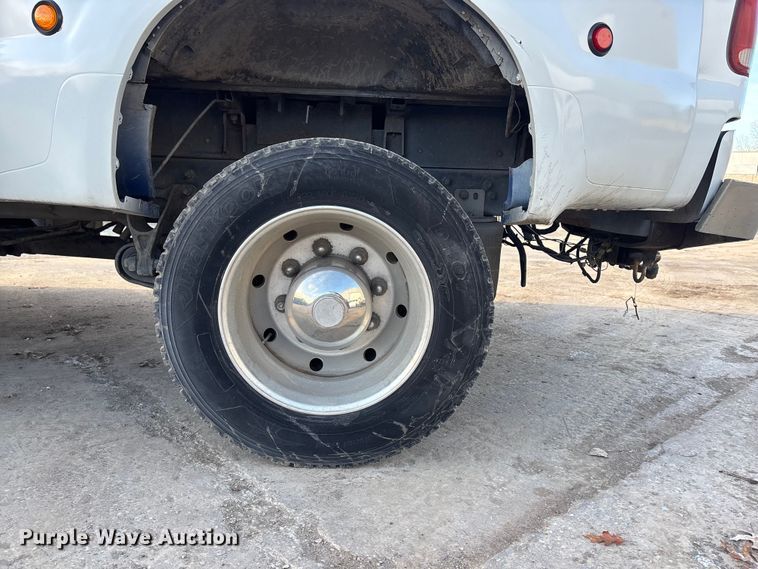 image for item FG1530 2007 International RX  Crew Cab truck