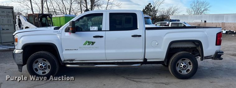 image for item FG1531 2017 GMC Sierra 2500HD Crew Cab pickup truck