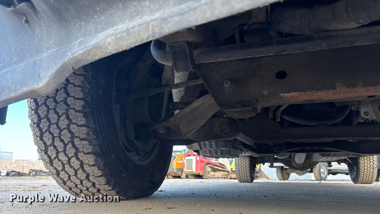 image for item FG1531 2017 GMC Sierra 2500HD Crew Cab pickup truck