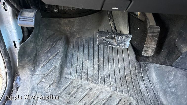 image for item FG1531 2017 GMC Sierra 2500HD Crew Cab pickup truck