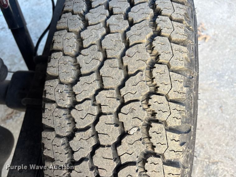 image for item FG1531 2017 GMC Sierra 2500HD Crew Cab pickup truck