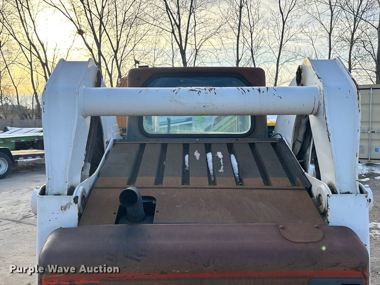 image for item FG1532 2006 Bobcat S250 skid steer loader