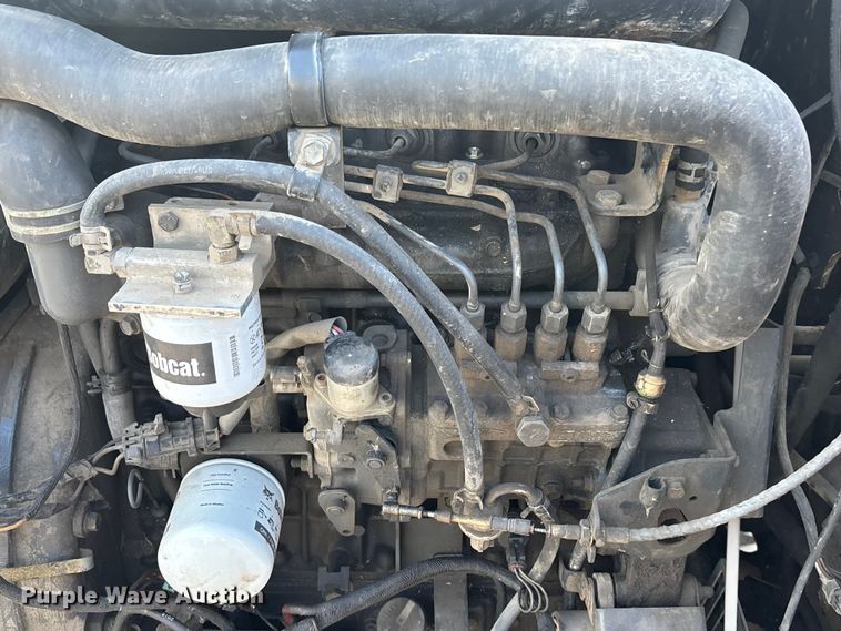 image for item FG1532 2006 Bobcat S250 skid steer loader