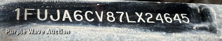 image for item FG1563 2007 Freightliner Columbia semi truck