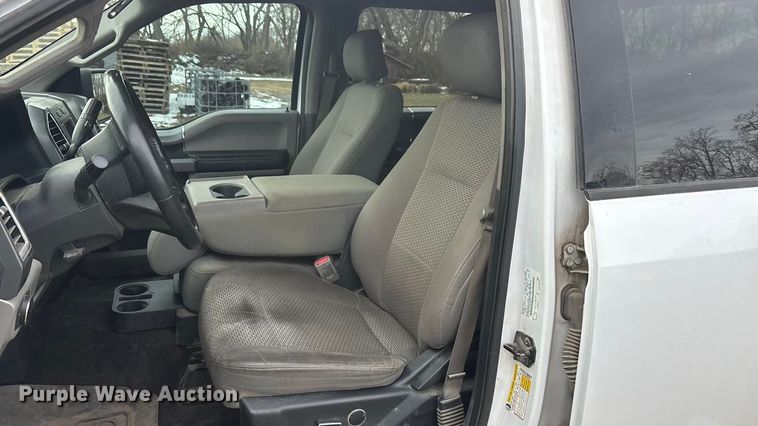 image for item FG1566 2016 Ford F-150 SuperCrew pickup truck