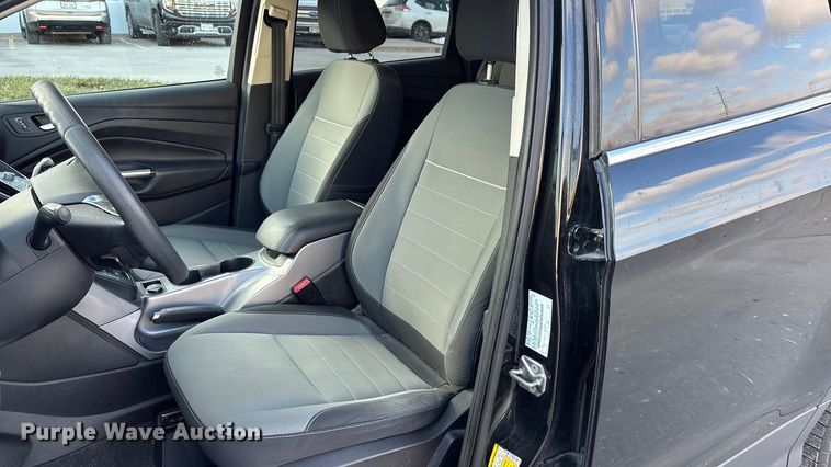 image for item FG1571 2015 Ford Escape SE SUV