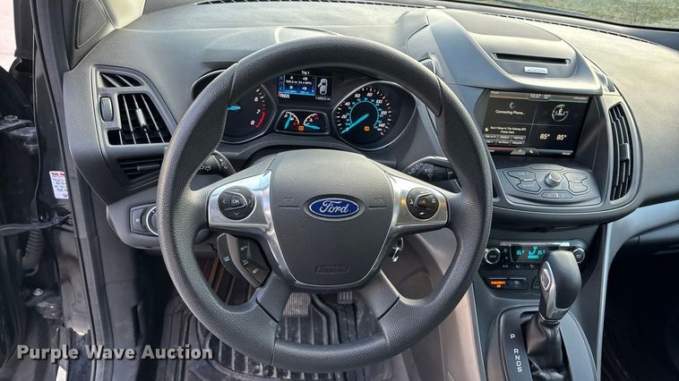 image for item FG1571 2015 Ford Escape SE SUV