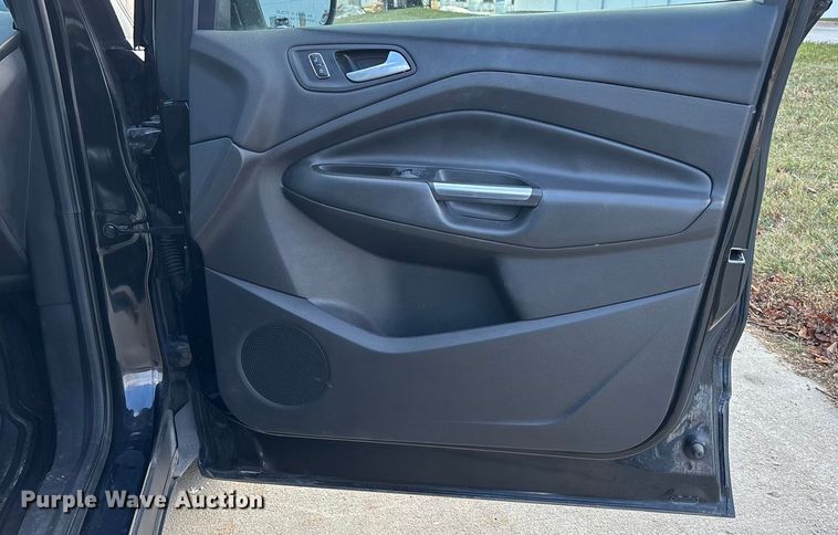 image for item FG1571 2015 Ford Escape SE SUV