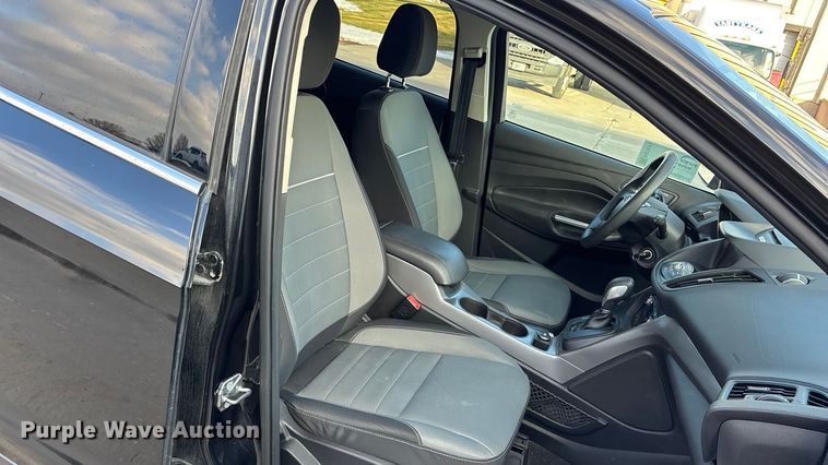 image for item FG1571 2015 Ford Escape SE SUV