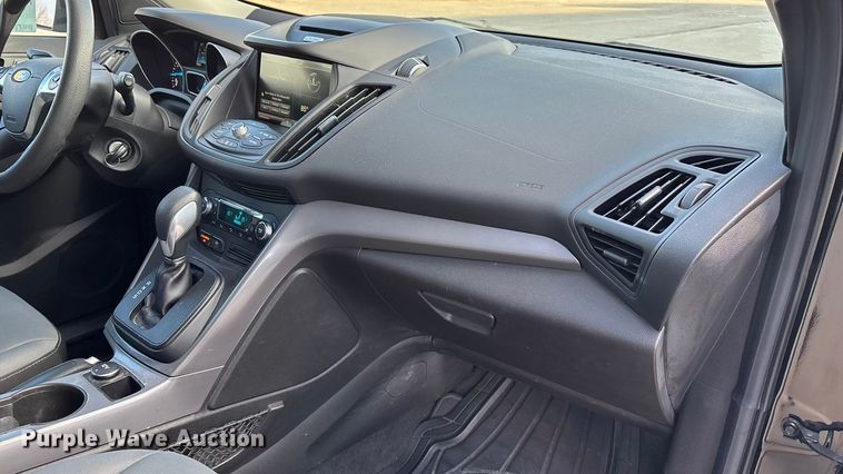 image for item FG1571 2015 Ford Escape SE SUV