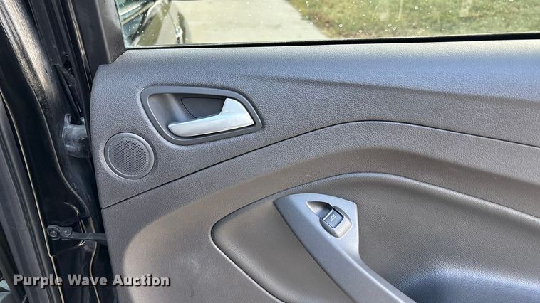 image for item FG1571 2015 Ford Escape SE SUV