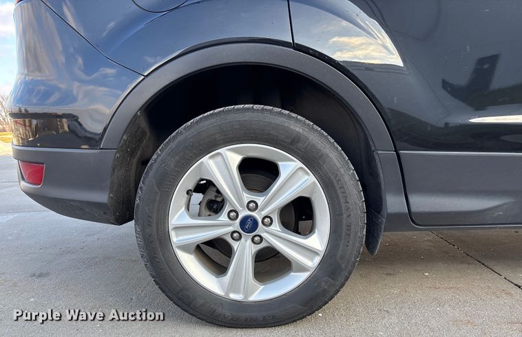 image for item FG1571 2015 Ford Escape SE SUV