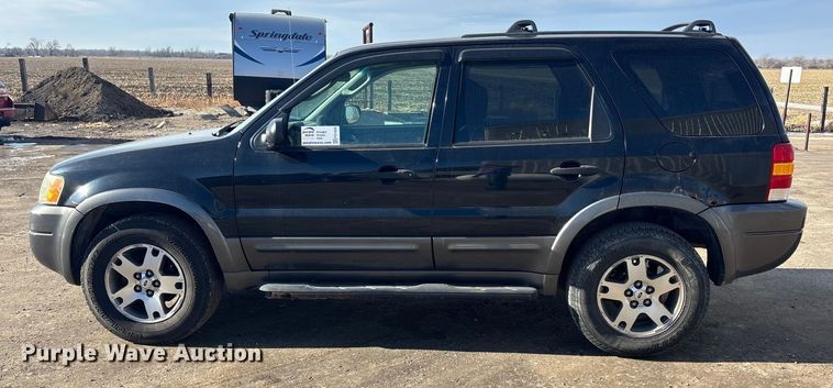 image for item FG1629 2004 Ford Escape 