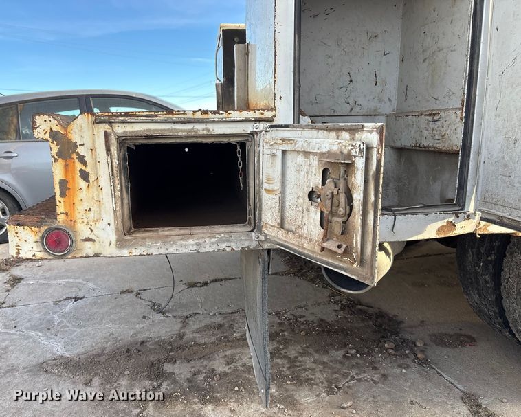 image for item FG1657 SE, Inc. utility / service bed