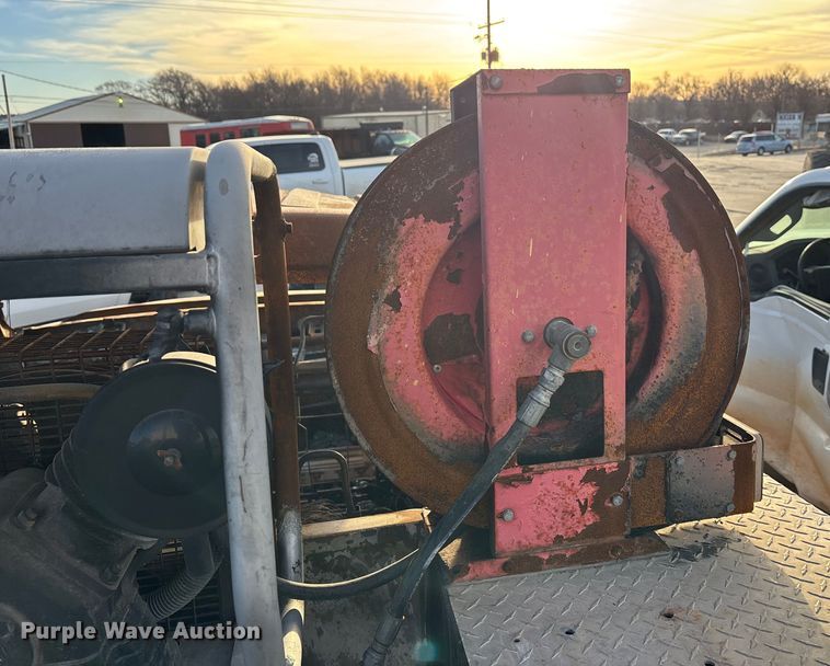 image for item FG1657 SE, Inc. utility / service bed