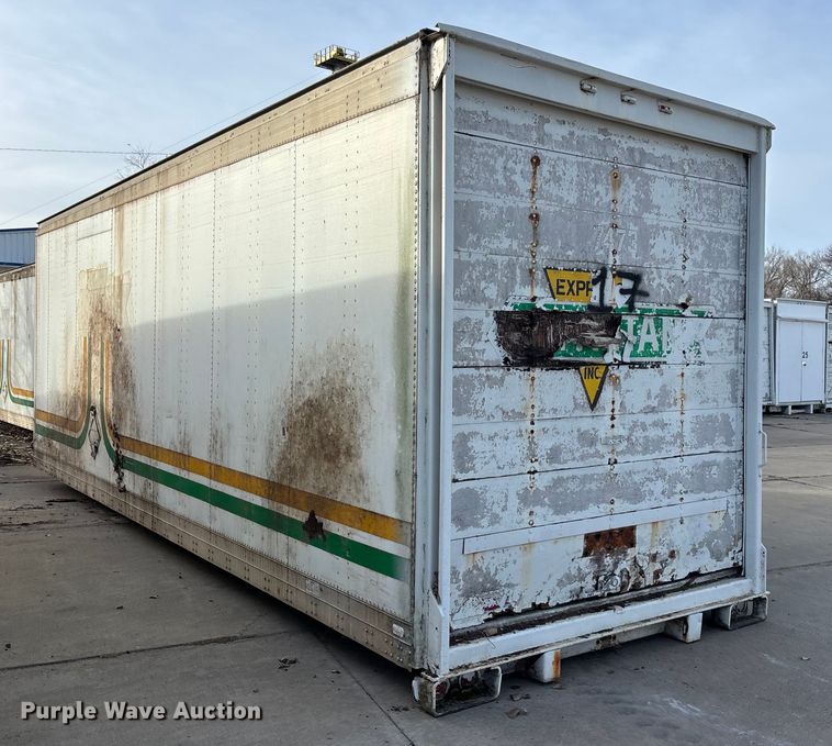 image for item FG1662 Fruehauf storage container