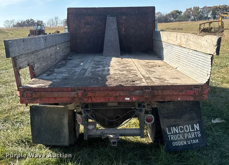 image for item FK0588 1986 GMC 7000 dump flatbed truck