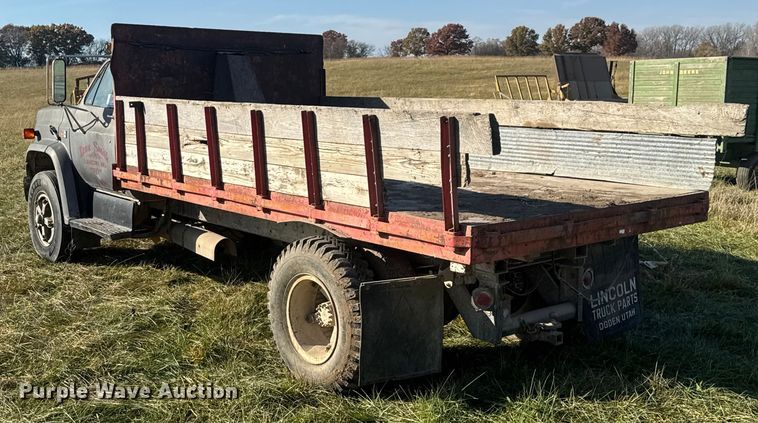 image for item FK0588 1986 GMC 7000 dump flatbed truck