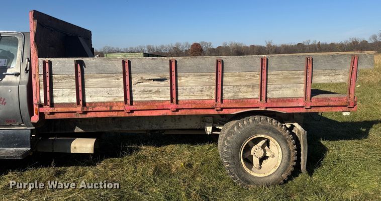 image for item FK0588 1986 GMC 7000 dump flatbed truck