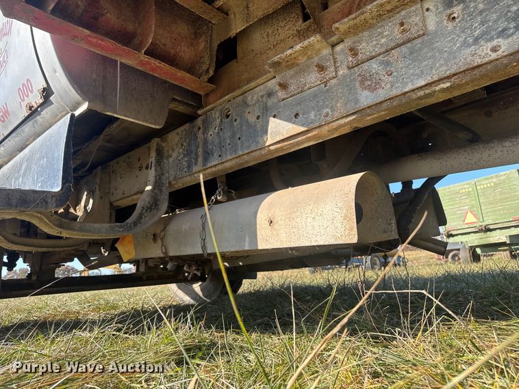 image for item FK0588 1986 GMC 7000 dump flatbed truck