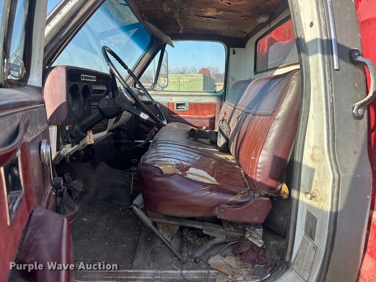 image for item FK0588 1986 GMC 7000 dump flatbed truck