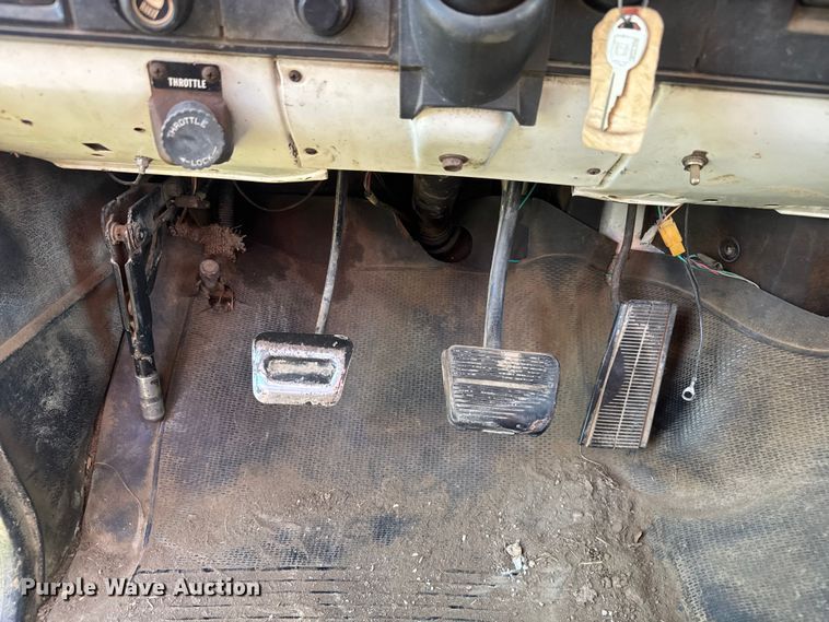 image for item FK0588 1986 GMC 7000 dump flatbed truck